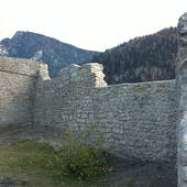 Burgruine-Karlstein-2012-031